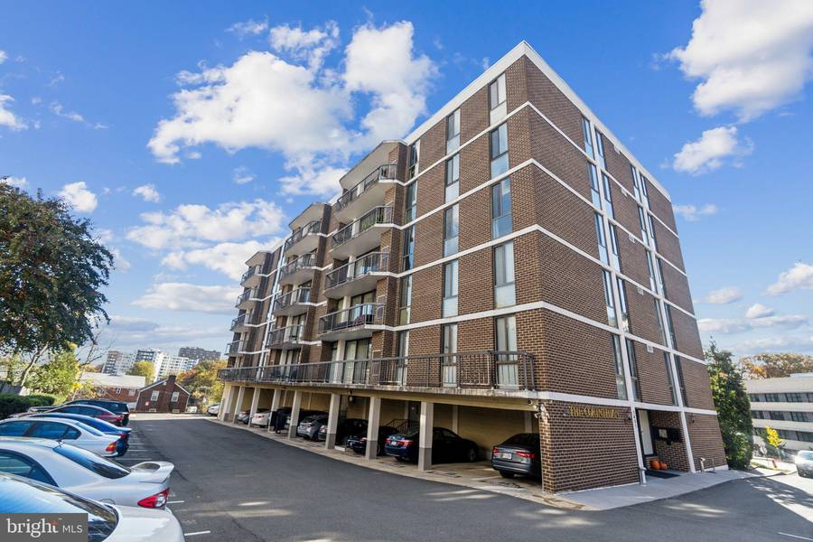 1401 N RHODES ST #305, Arlington, VA 22209