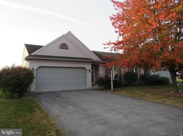 4196 GREEN PARK DR, Mount Joy, PA 17552