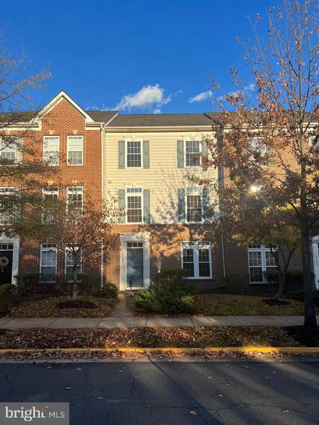 2102 ABBOTTSBURY WAY, Woodbridge, VA 22191