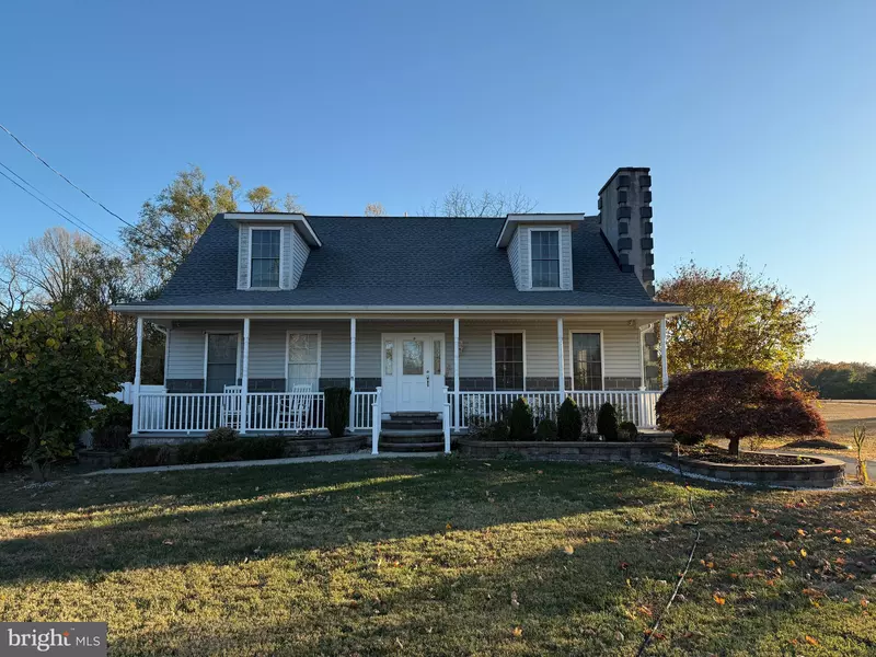 443 E SHERMAN AVE, Vineland, NJ 08360