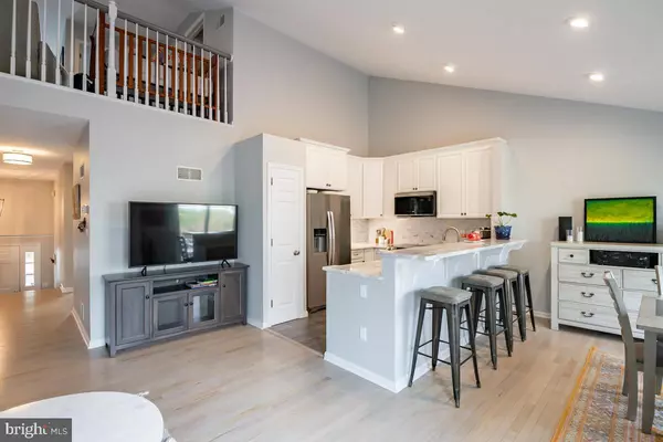 Elverson, PA 19520,126 STEEPLECHASE DR