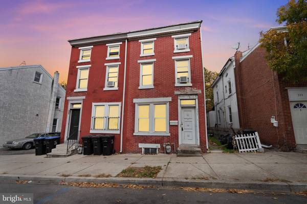 331 E MARSHALL ST, Norristown, PA 19401