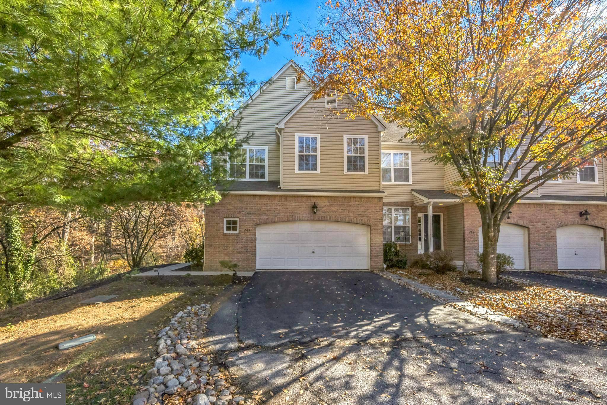 267 E HILLCREST AVE,  West Grove,  PA 19390