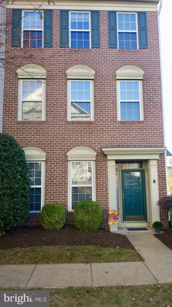 Chantilly, VA 20152,26143 NIMBLETON SQ