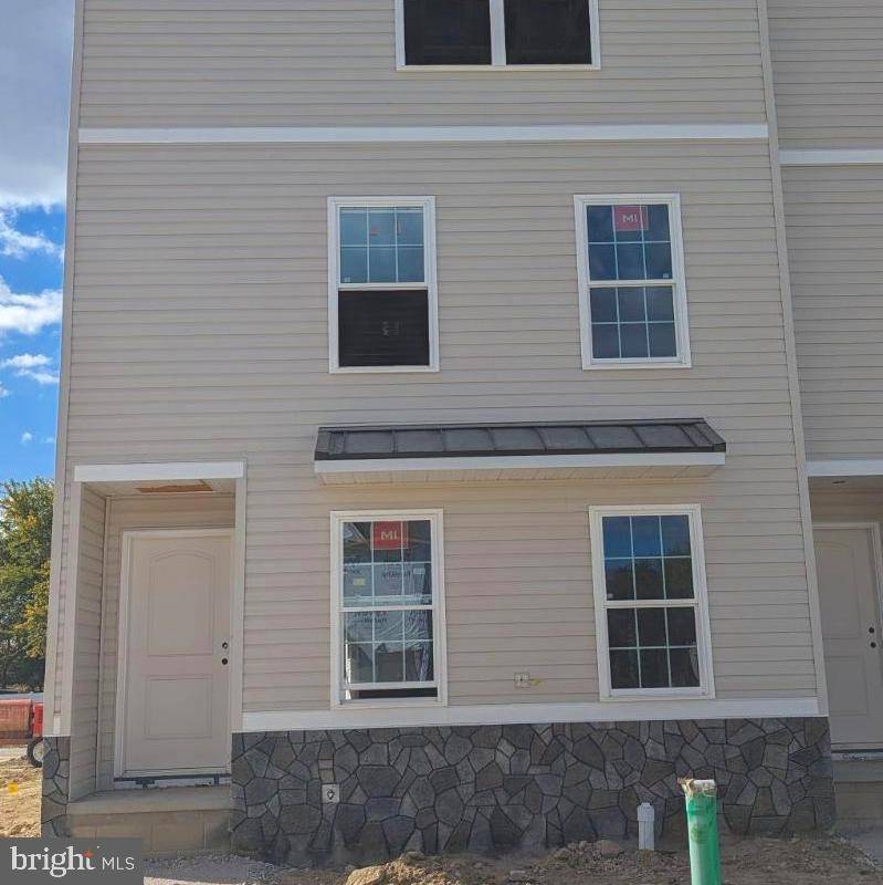 Dover, DE 19901,224 ROJAN RD #LOT 8