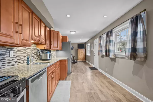 Morrisville, PA 19067,802 FAWN ST