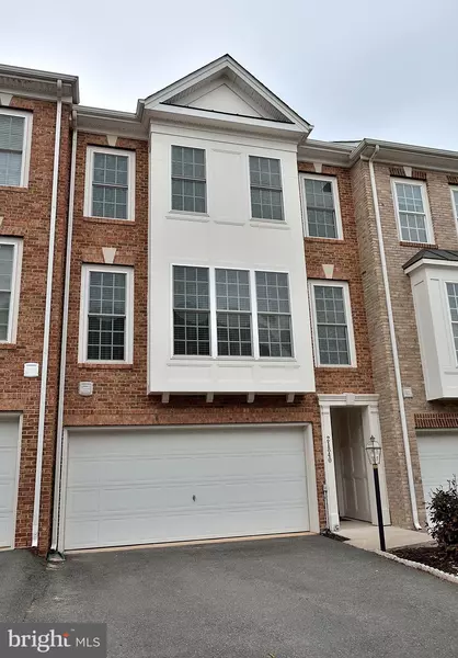 21840 LADYSLIPPER SQ, Ashburn, VA 20147