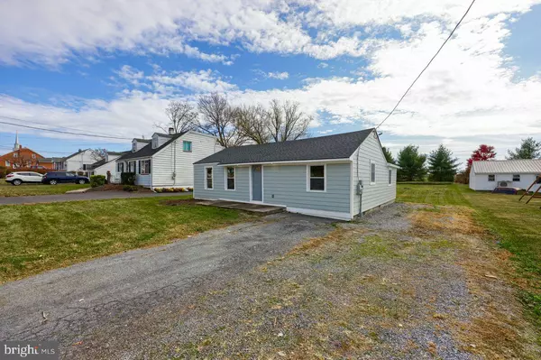 Mount Joy, PA 17552,906 DONEGAL SPRINGS RD