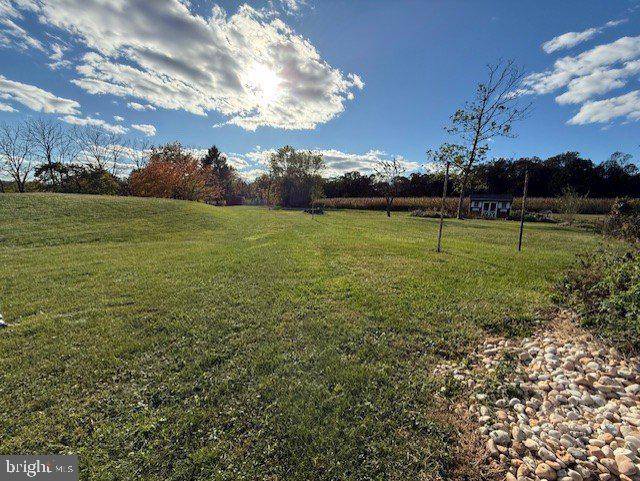 Walnutport, PA 18088,323 LONG LANE RD