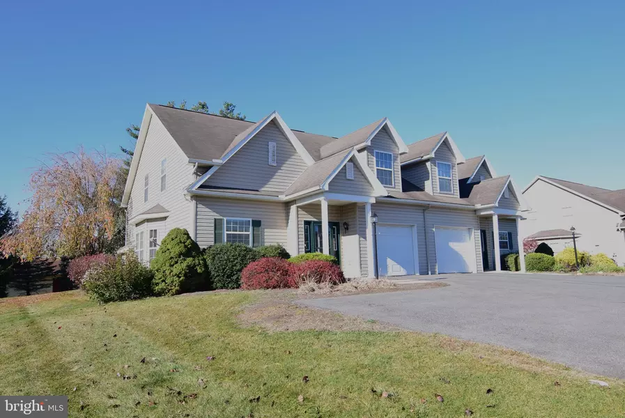 401 STONY POINTE DR, Bellefonte, PA 16823