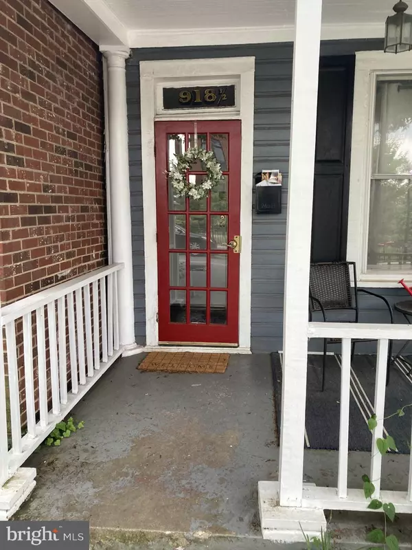 918 PENDLETON ST #1/2, Alexandria, VA 22314