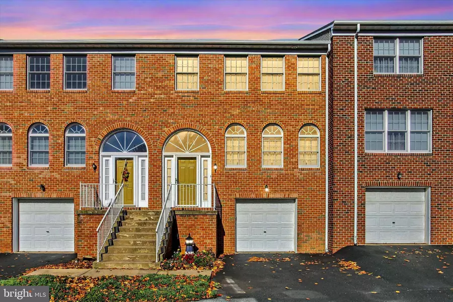 3569 MIMI CT #3569, York, PA 17402