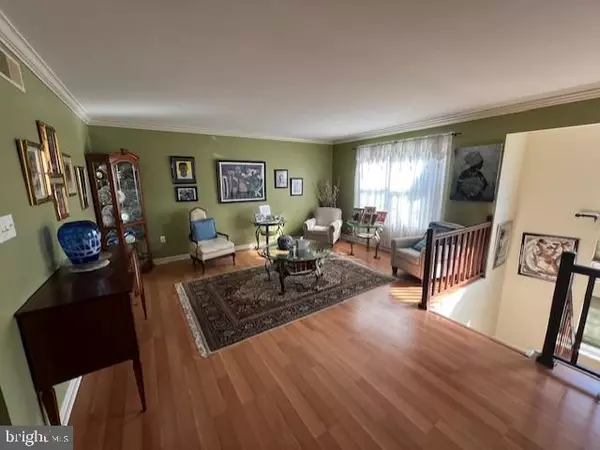 Harrisburg, PA 17111,6239 SPRING KNOLL DRIVE