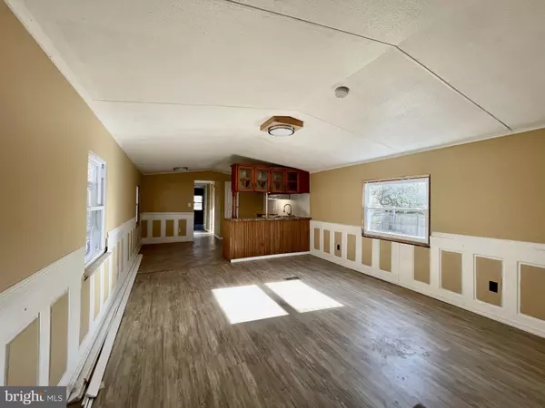 Millville, NJ 08332,6301 WHITTIER DR