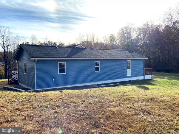 Woodford, VA 22580,13183 ARCADIA RD