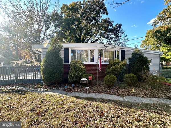 5908 BERRY DR, Mays Landing, NJ 08330