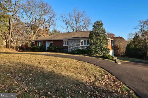 Lansdale, PA 19446,1725 MEADOW GLEN DR