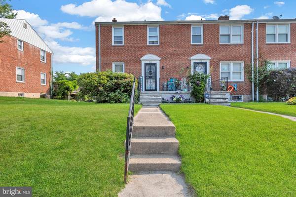 904 EVESHAM AVE, Baltimore, MD 21212