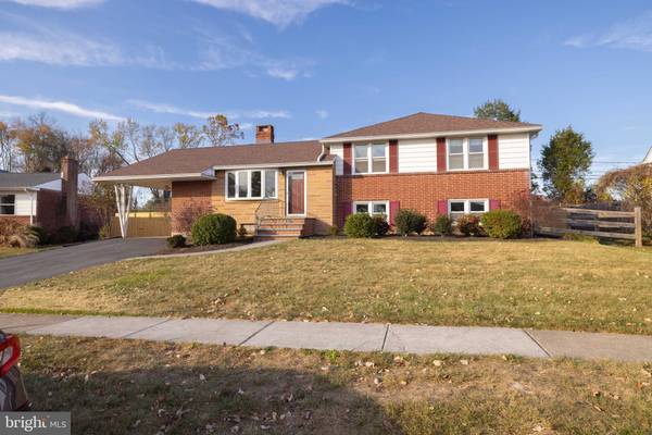 2644 W ROBINO DR, Wilmington, DE 19808