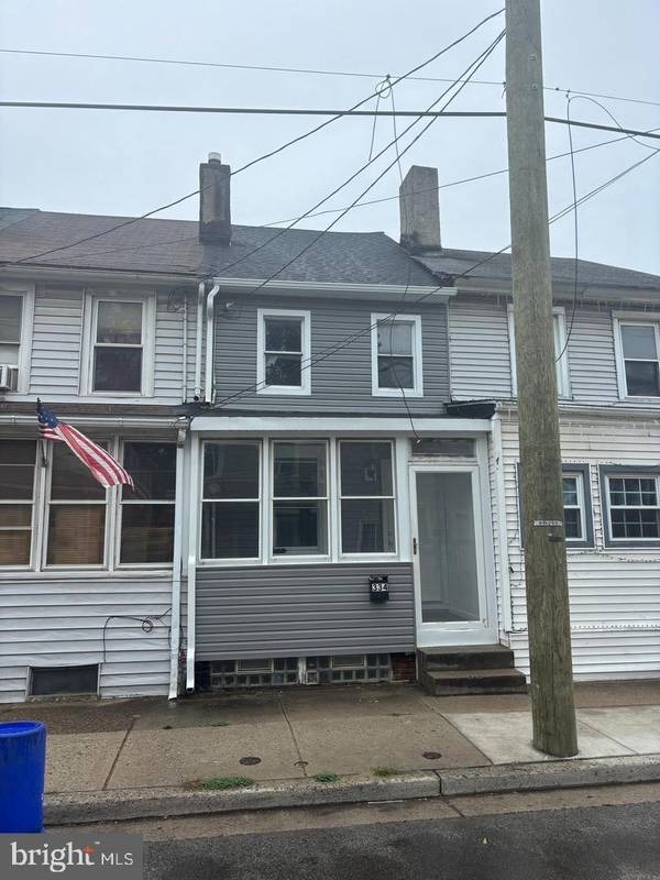 334 MIDDLESEX ST, Gloucester City, NJ 08030