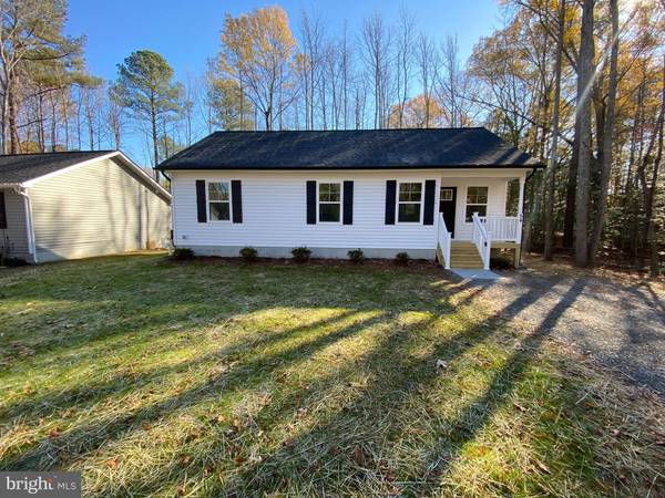 Colonial Beach, VA 22443,54 AZALEA WAY