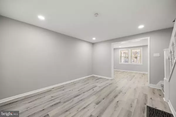 Claymont, DE 19703,22 DENHAM AVE