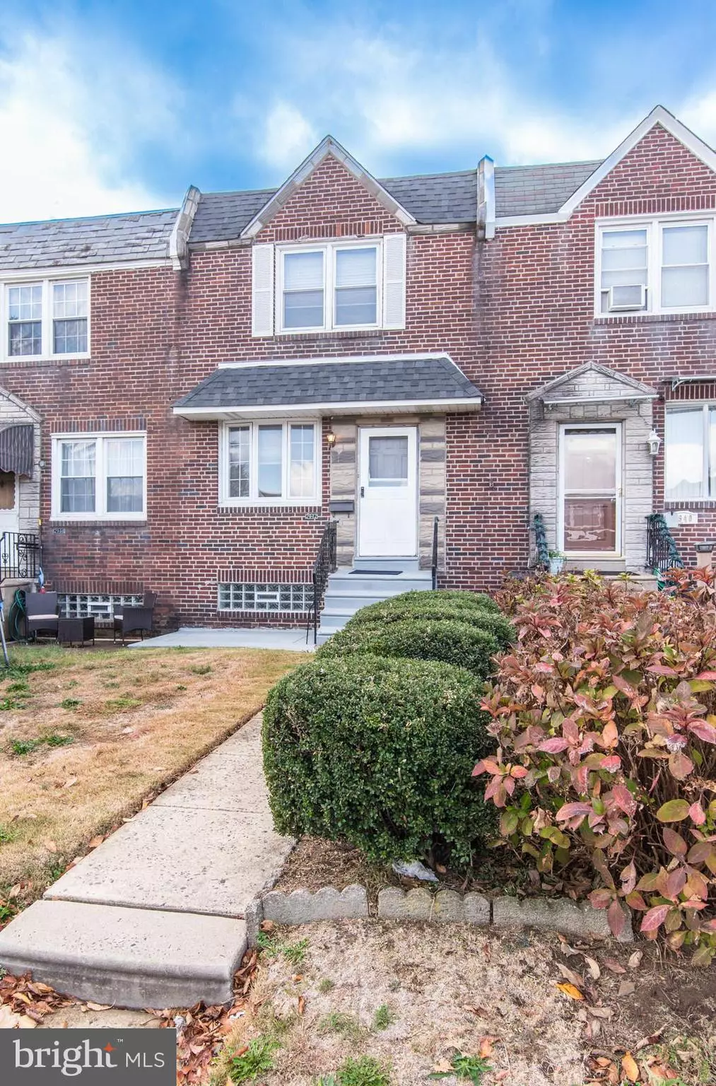 Philadelphia, PA 19149,2942 MAGEE AVE