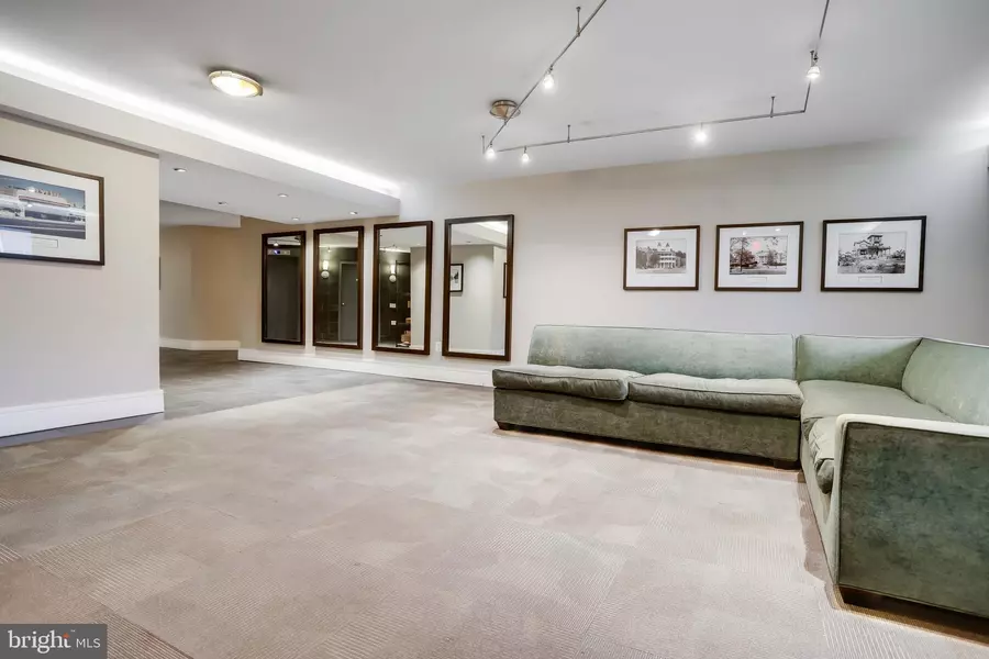 2320 WISCONSIN AVE NW #115, Washington, DC 20007