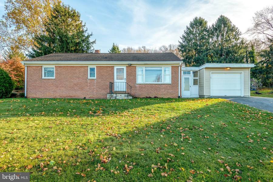 3148 BOWMAN RD, Lancaster, PA 17601