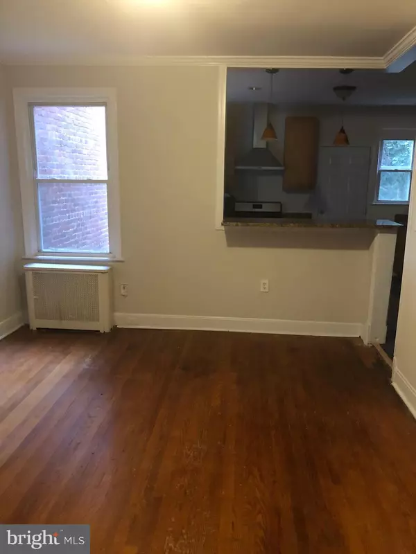 Washington, DC 20020,1721 S SE