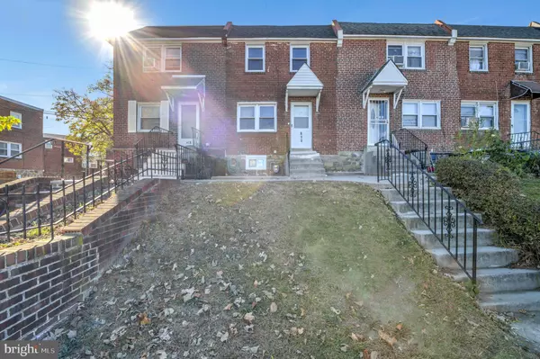 612 CEDAR AVE, Darby, PA 19023