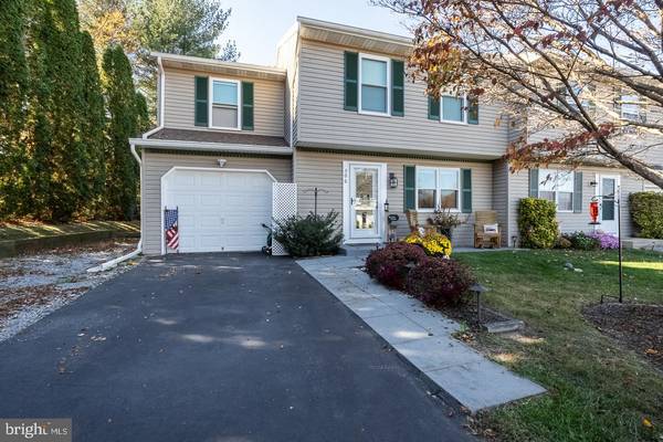 506 N CULVERT ST, Parkesburg, PA 19365