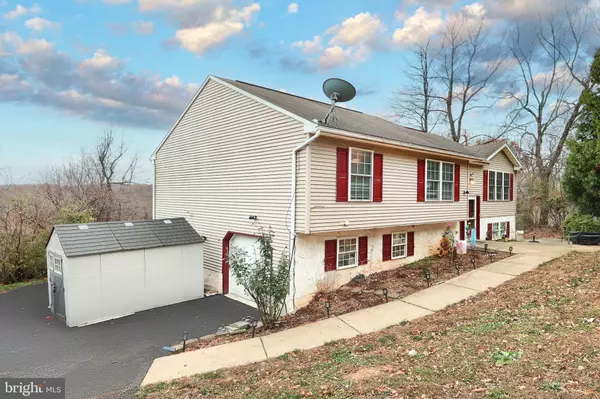 Wrightsville, PA 17368,124 WALNUT VALLEY CT