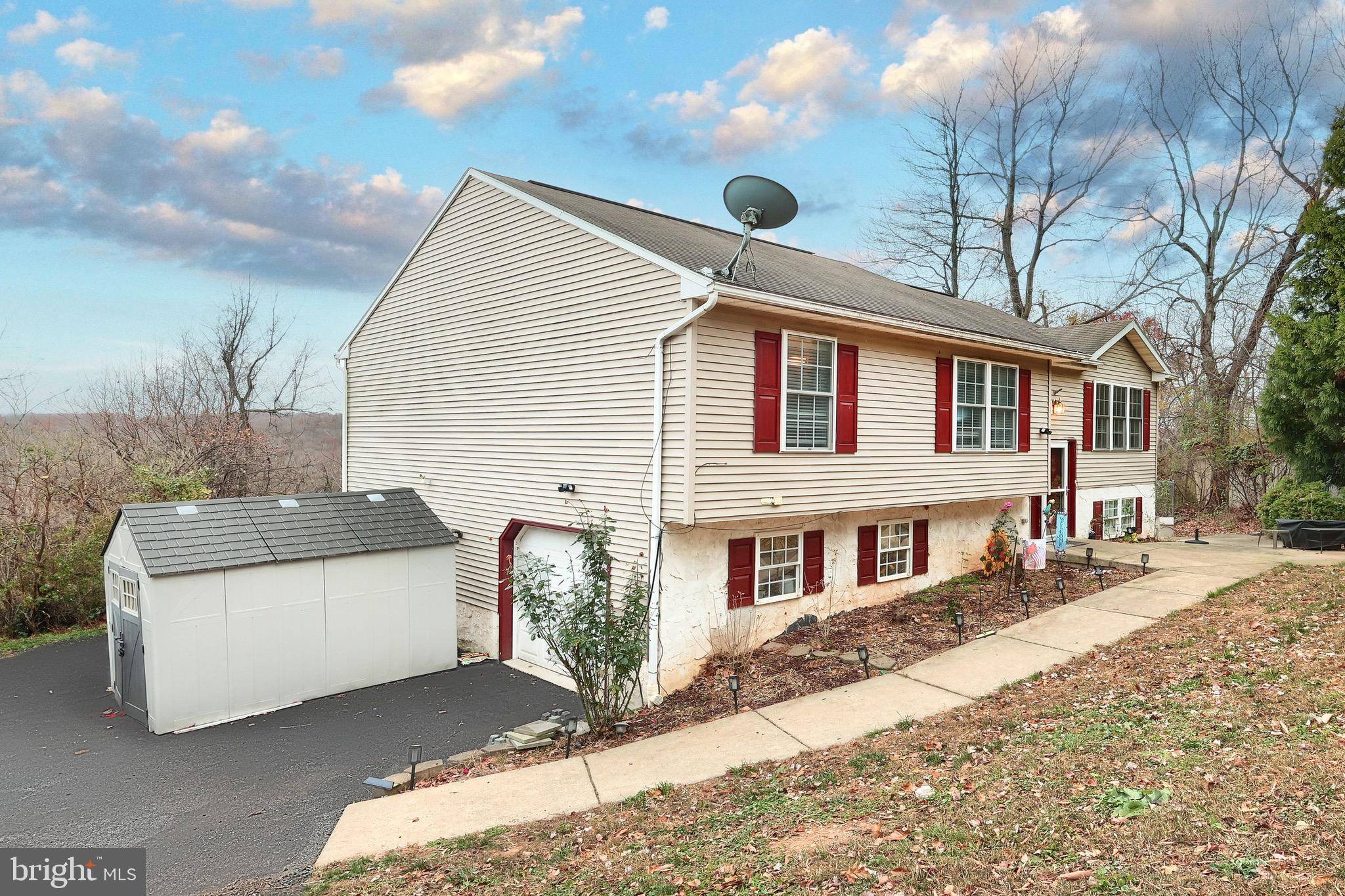 Wrightsville, PA 17368,124 WALNUT VALLEY CT