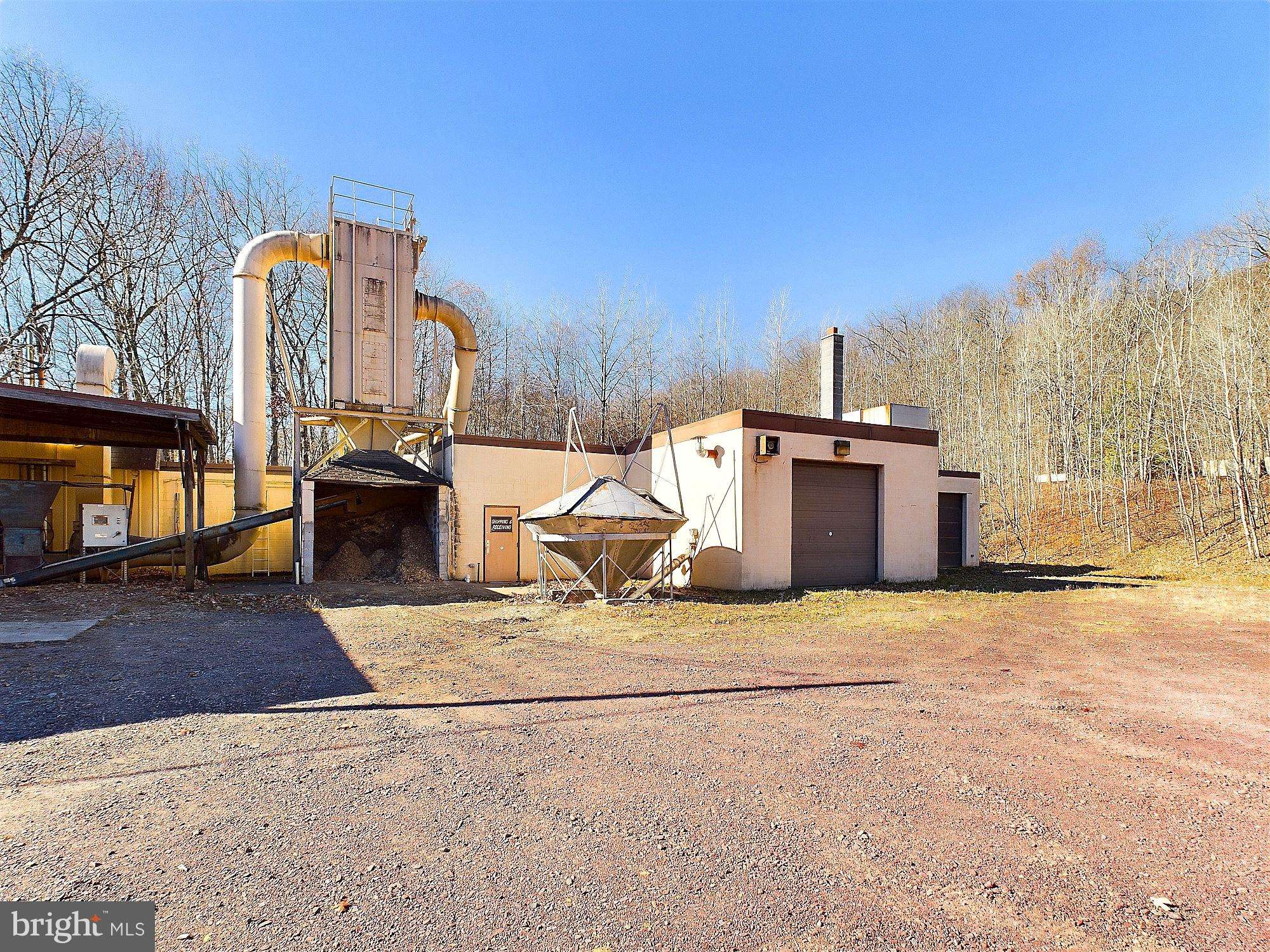 1080 HUDSON DR, Weatherly, PA 18255