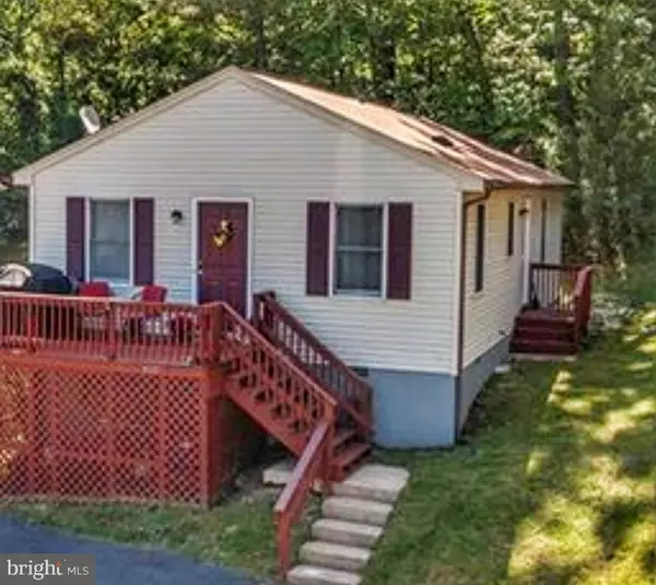 370 HORACE AVE, Waynesboro, VA 22980