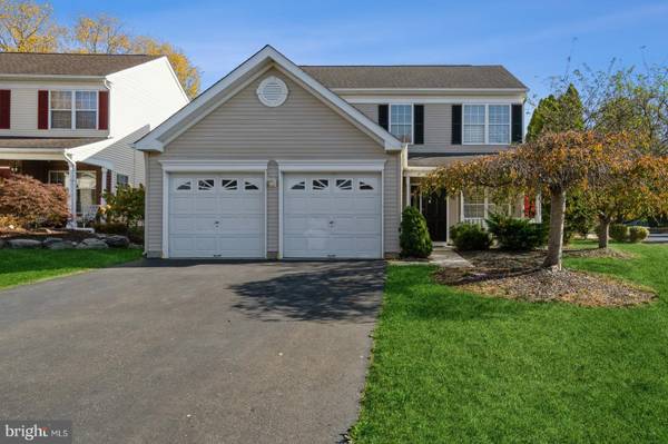 2 GRANITE RD, East Windsor, NJ 08520