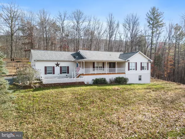 Berkeley Springs, WV 25411,166 TALL PINES LN