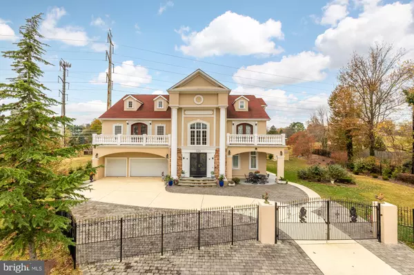 12 REDBUD CT, Potomac, MD 20854