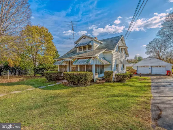 Summit Point, WV 25446,3032 SUMMIT POINT RD