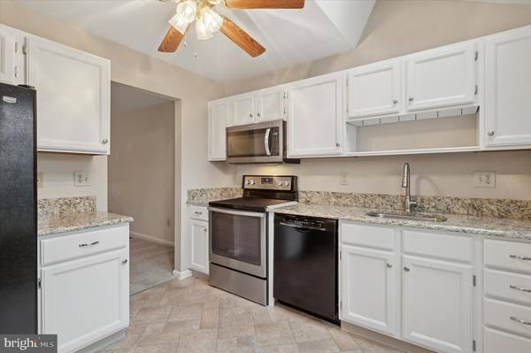 West Grove, PA 19390,8 WINTERSET CT