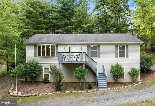 326 CRAB APPLE RD,  Mount Jackson,  VA 22842