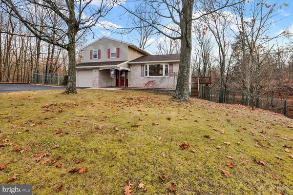 Douglassville, PA 19518,230 LILAC LN