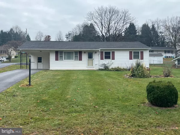 120 LONGACRE ST, Mifflintown, PA 17059