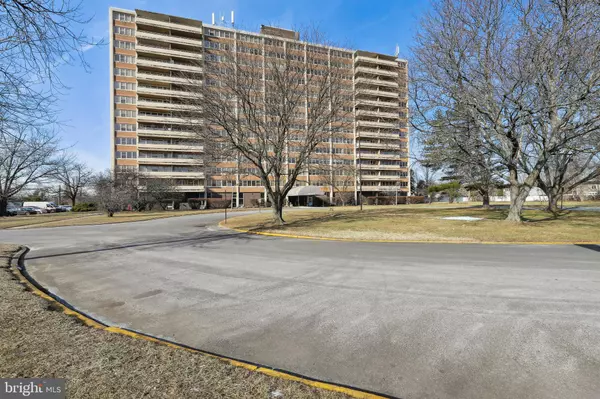 Cherry Hill, NJ 08034,1503 BARCLAY TOWERS