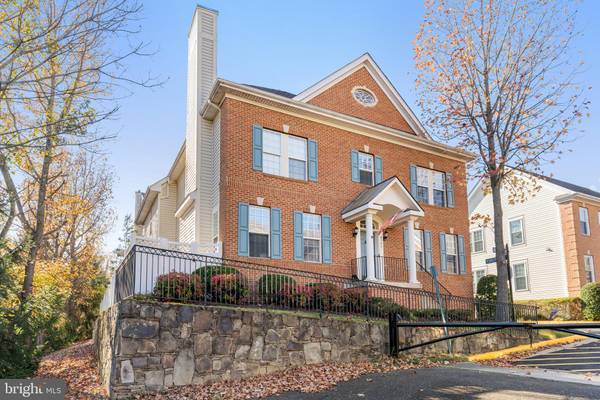 Fort Belvoir, VA 22060,6985 FOREPOND CT