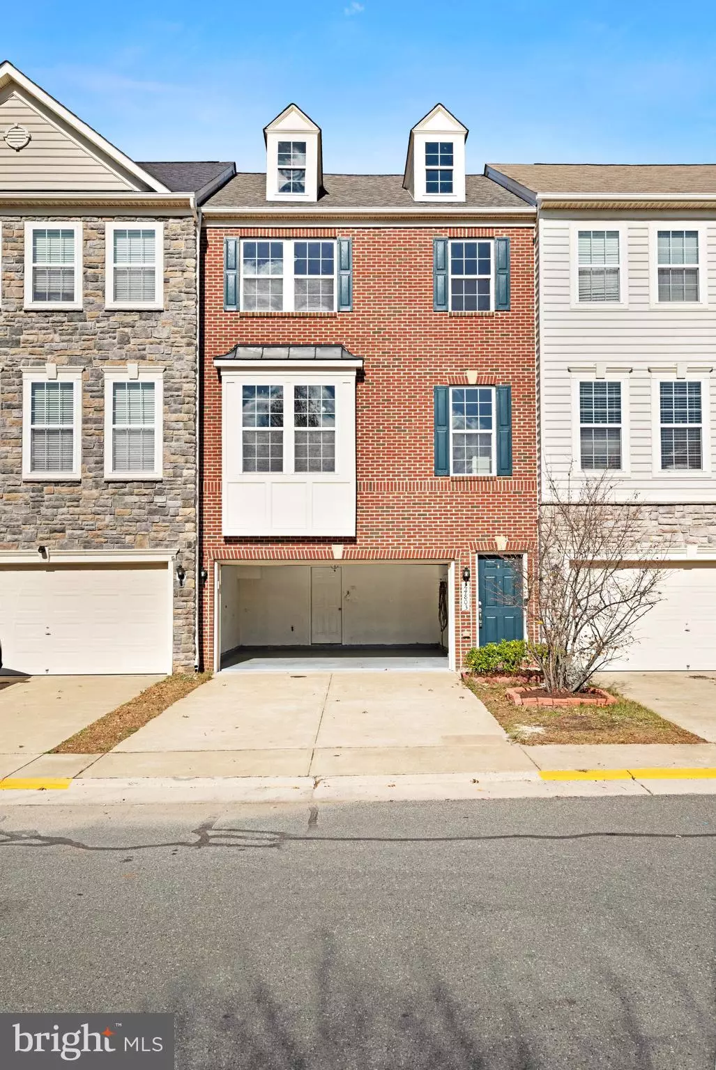 Chantilly, VA 20152,24803 MASON DALE TER