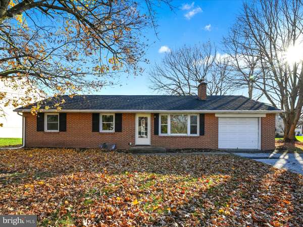 2060 GREENBRIAR RD,  York,  PA 17404