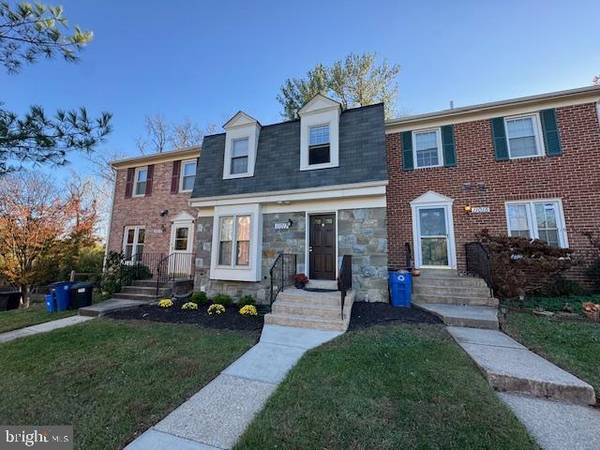 11017 CANDLELIGHT LN #11017, Potomac, MD 20854