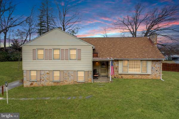 404 SYLVAN LN, Devon, PA 19333